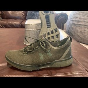 Men’s Under Armour Athletic Shoes Size 11